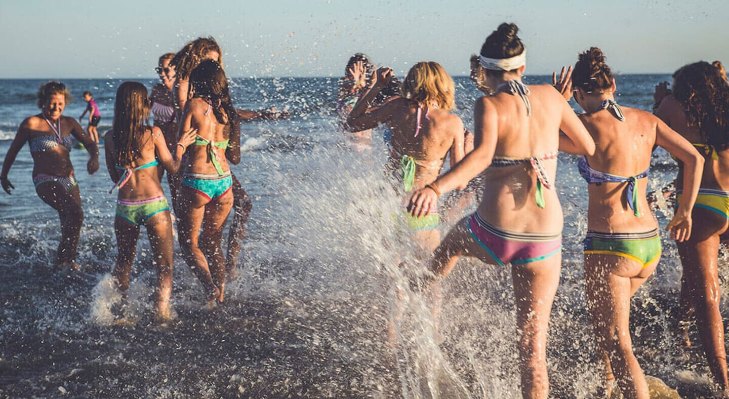 ¡Sumérgete en las curiosidades más refrescantes del traje de baño!
