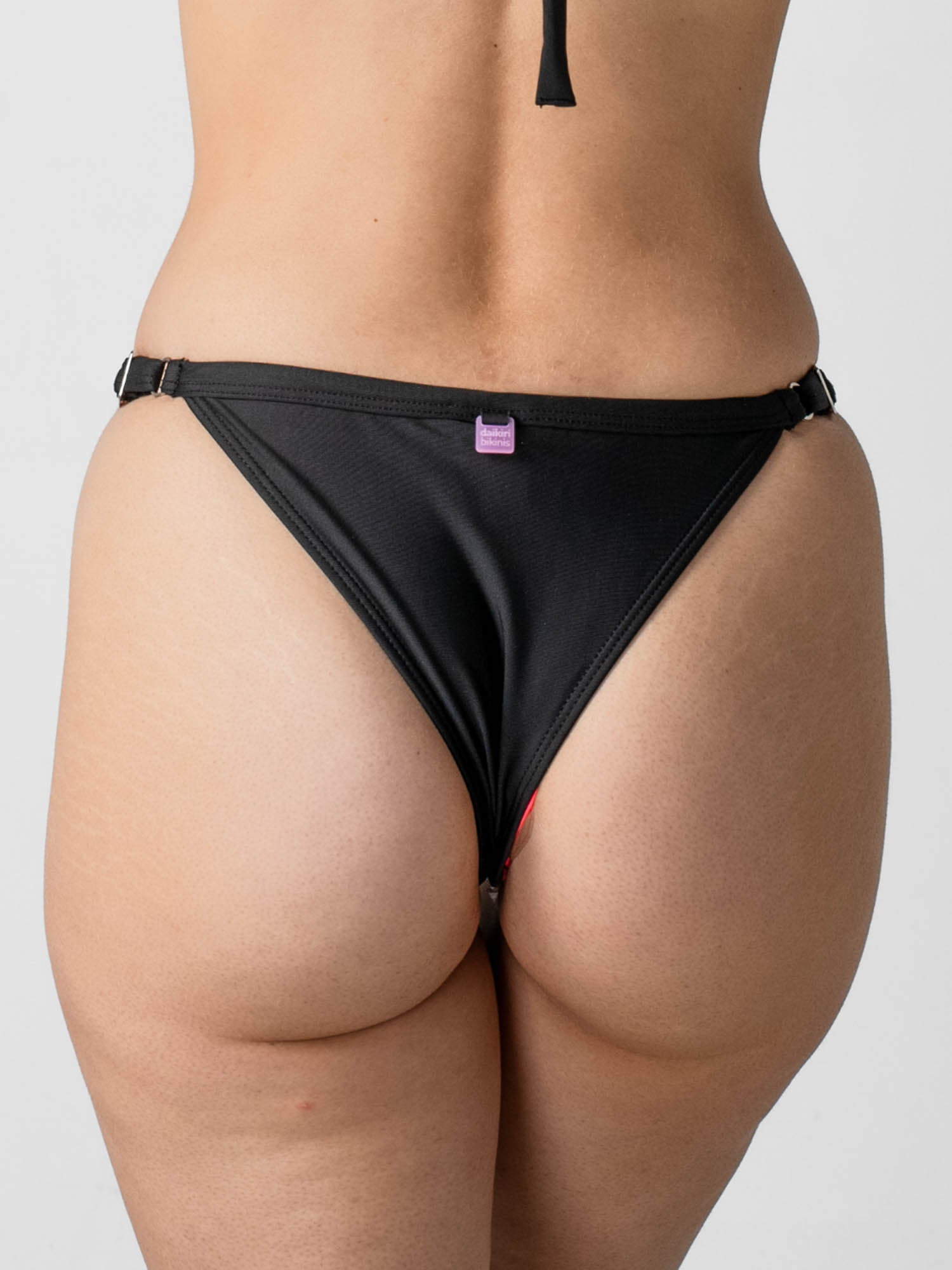 Bottom de Bikini Daikiri Mujer Calzón Ajustable Costados Negro Protección UV50+ Detras