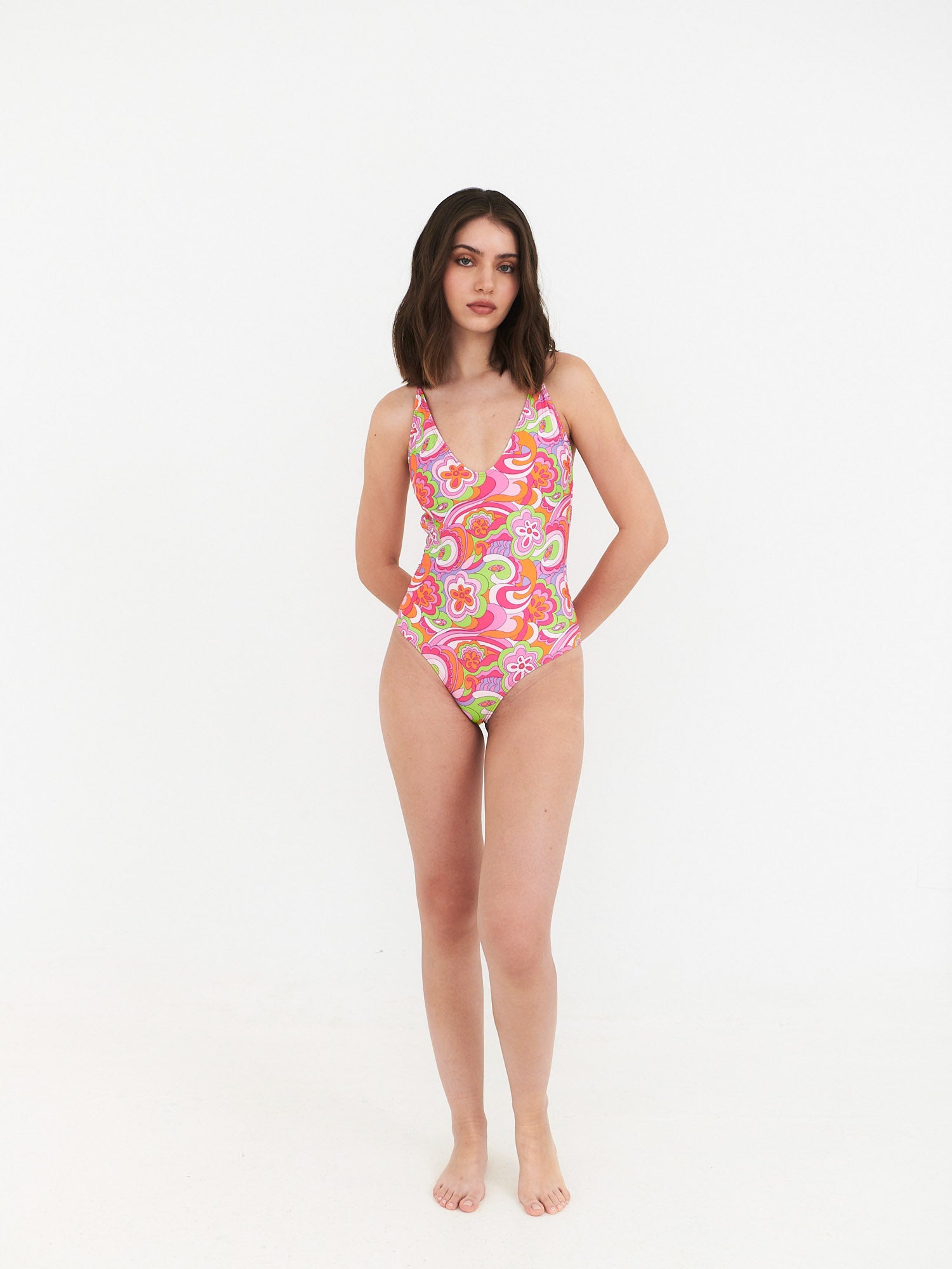 Traje de Baño Daikiri Mujer Espalda Rebajada Psicodelico Naranjo Flúor Protección UV50+ Cuarta