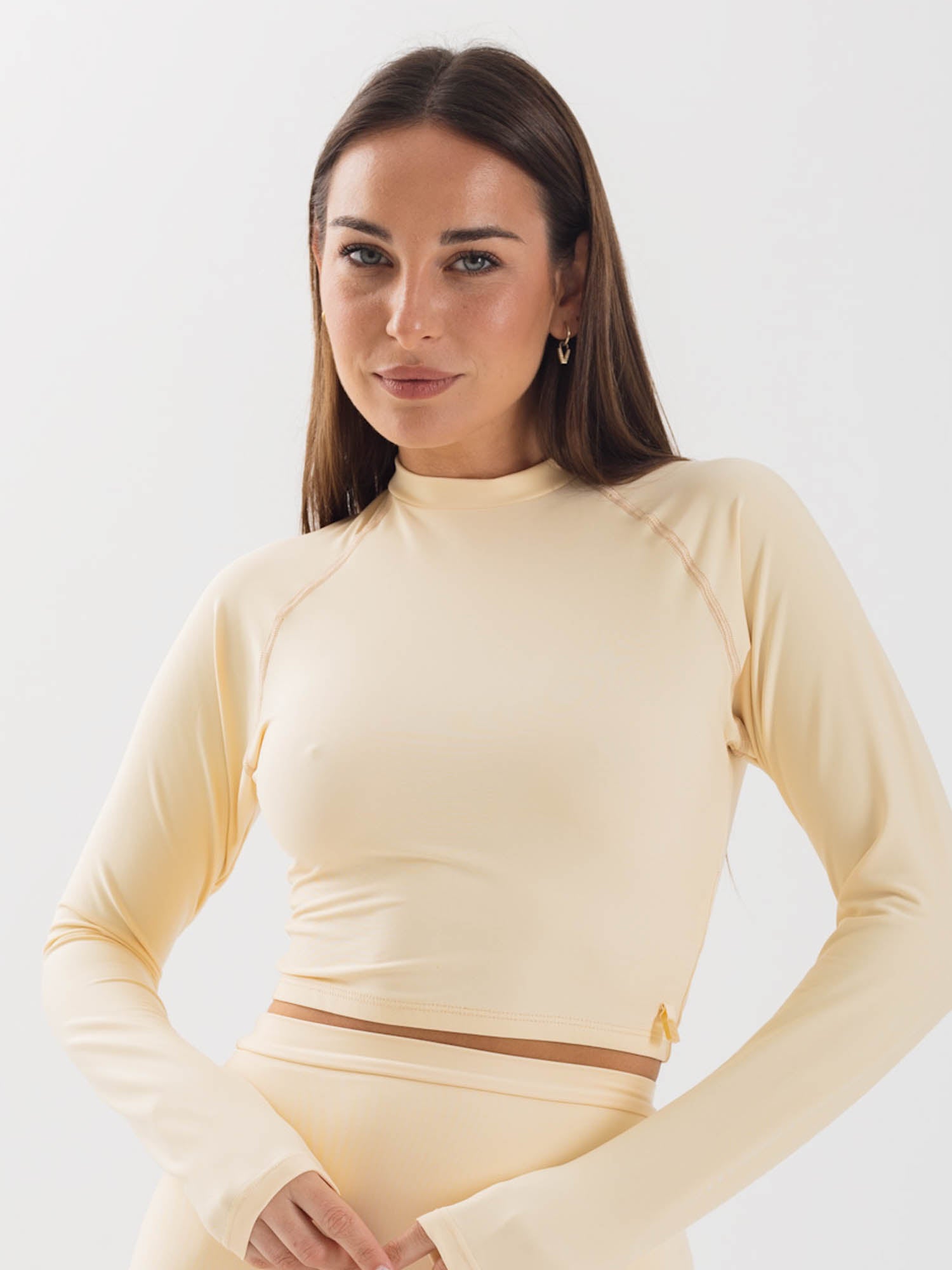 Polera Surf Daikiri Mujer Corta Manga Larga Crema Protección UV50+ Delante