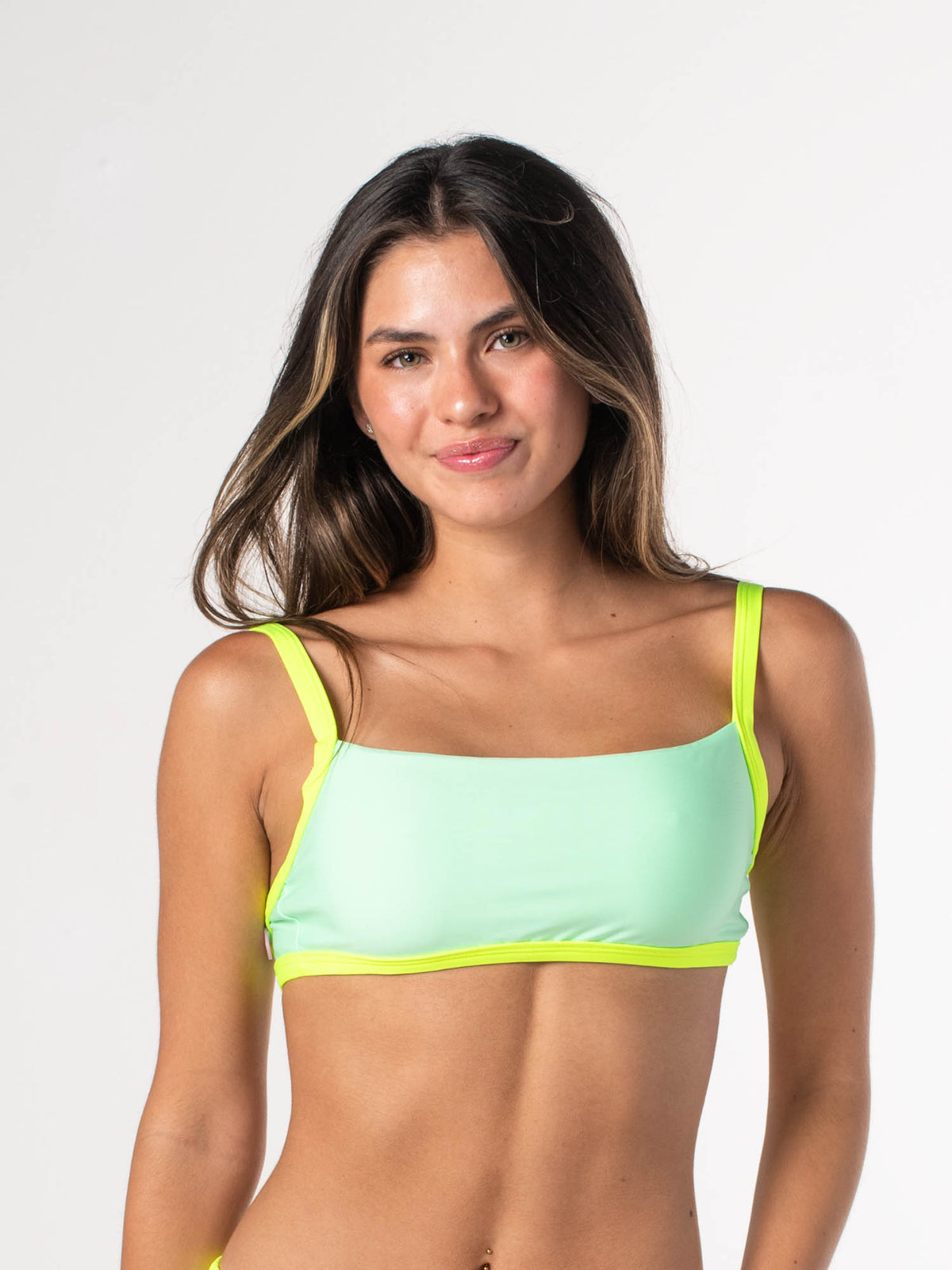 Top de Bikini Daikiri Mujer Escote Cuadrado Ajustable Verde Menta Amarillo Fluor Protección UV50+ Tercera