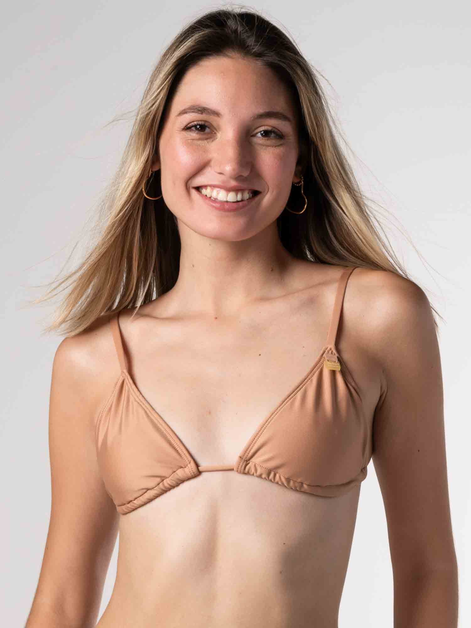 Top de Bikini Daikiri Mujer Triángulo Básico Café Protección UV50+ Delante