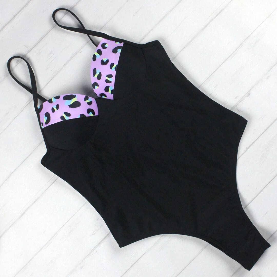 Entero Black Animal Print