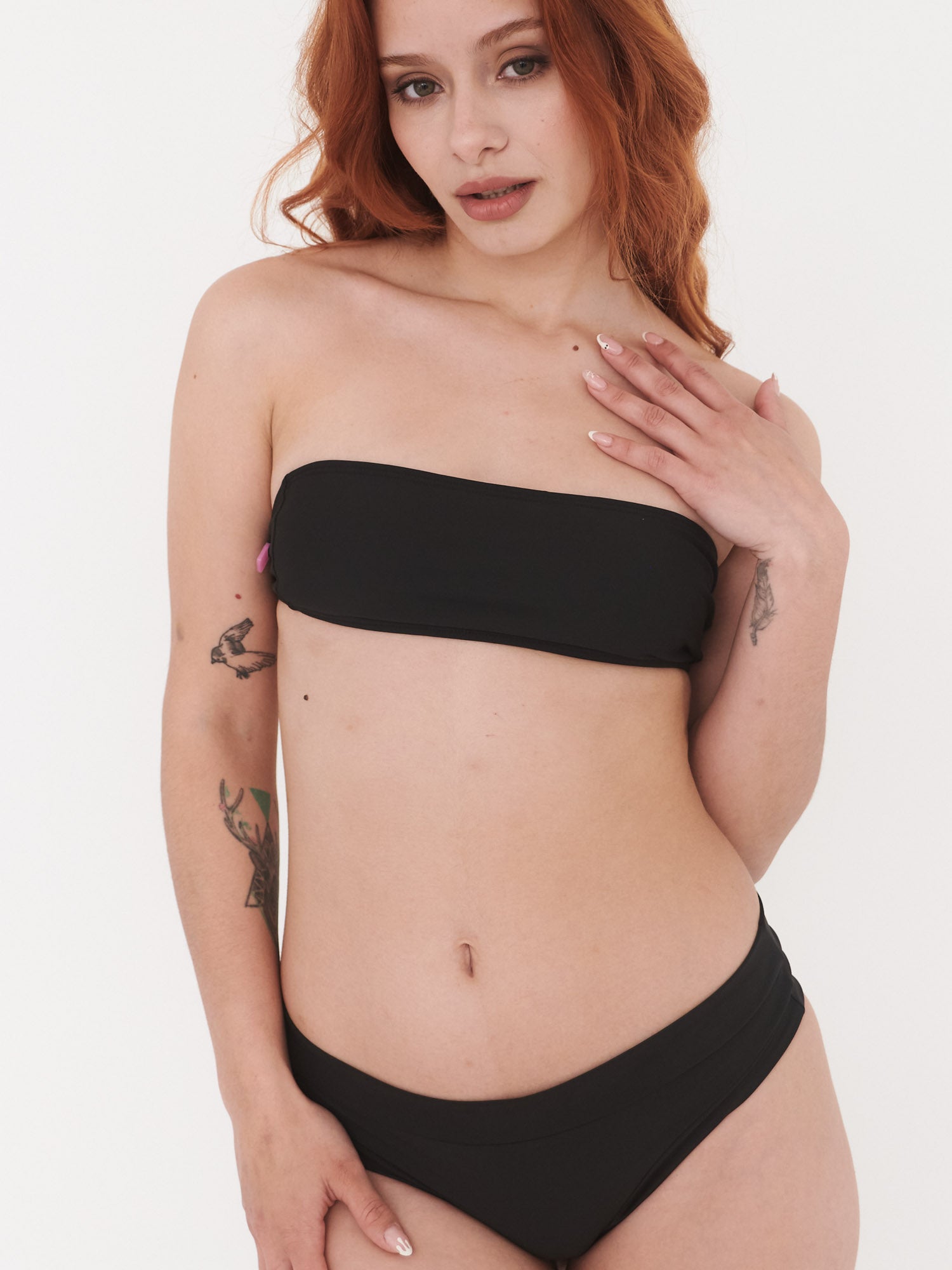 Daikiri Bikini Mujer Negro Liso Strapless Extra Comfort Protección UV 50+ Delante