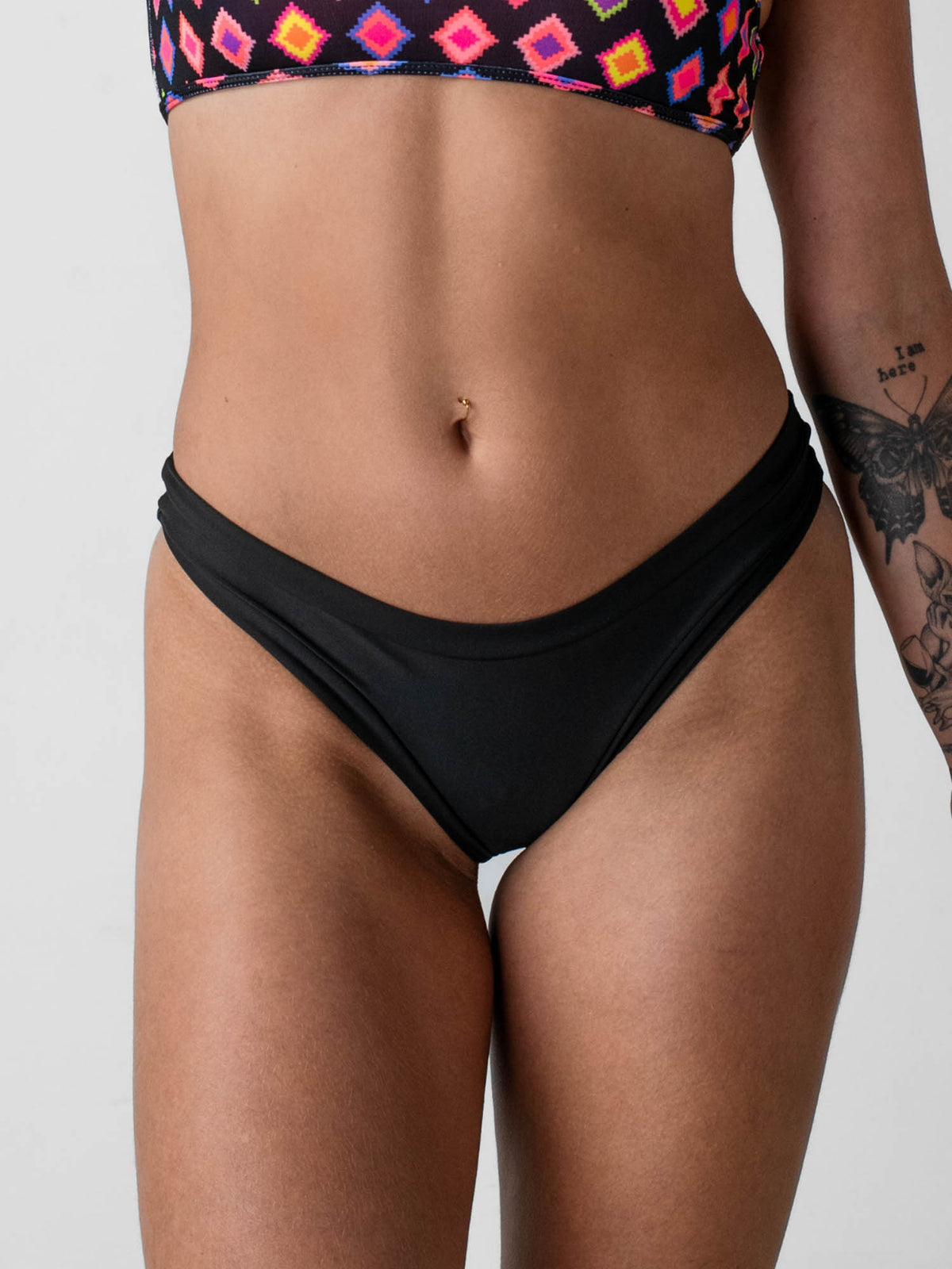 Bottom de Bikini Daikiri Mujer Calzón Sin Costuras Negro Protección UV50+ Principal