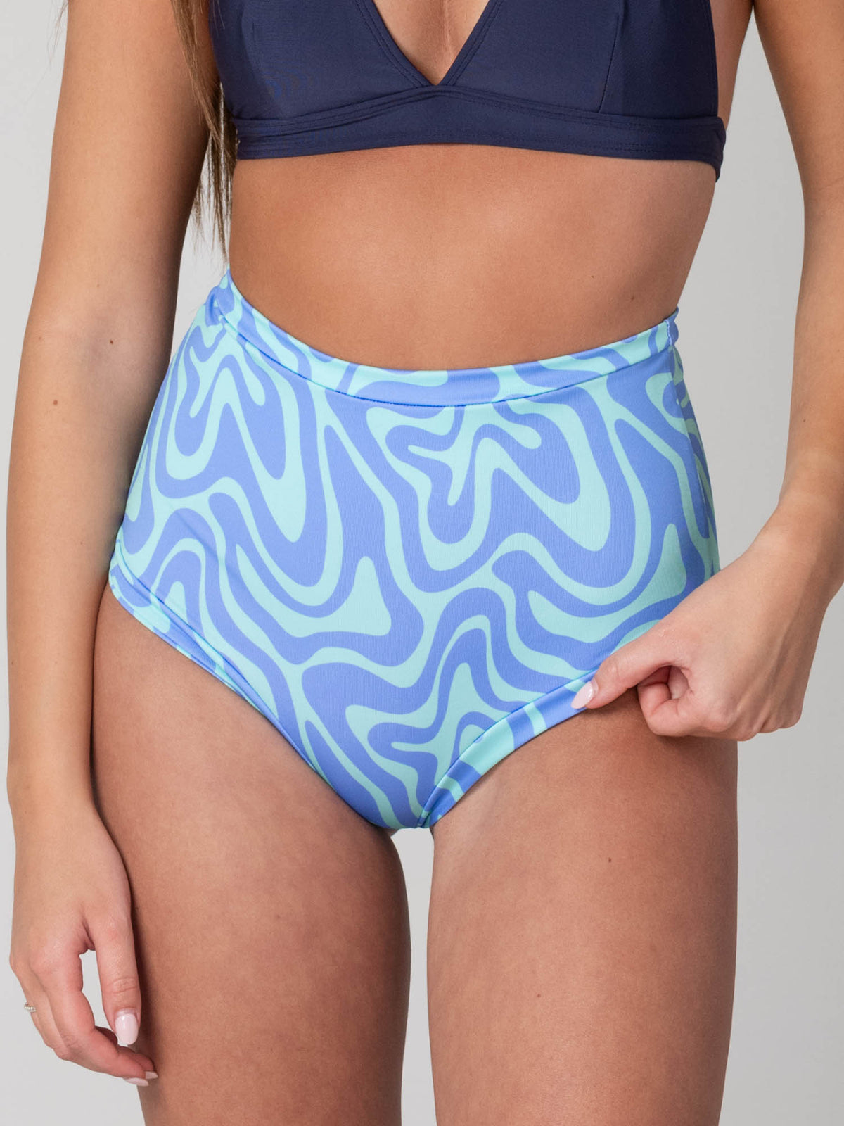 Bottom de Bikini Daikiri Mujer Calzón Tiro Alto Sin Elasticos Psicodélico Azul Menta Protección UV50+ Principal