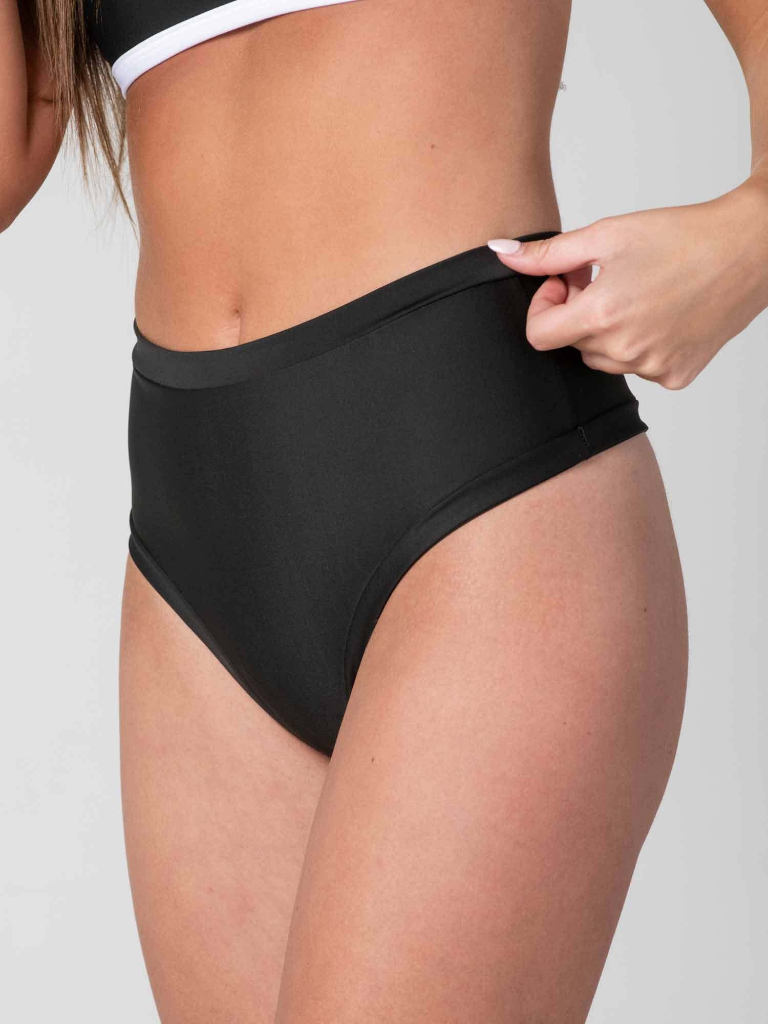 Bottom de Bikini Daikiri Mujer Calzón Tiro Alto Sin Elasticos Negro Protección UV50+ Cuarta