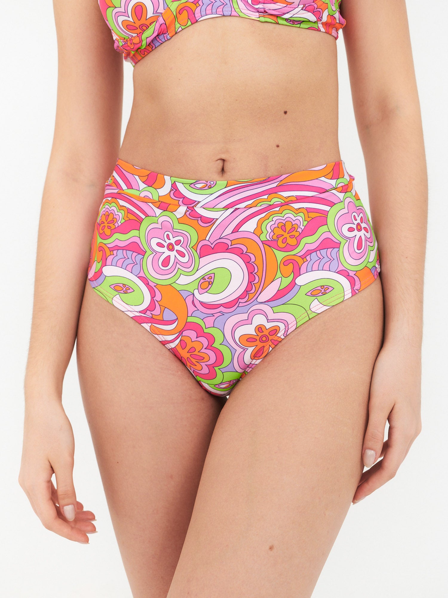 Bottom de Bikini Daikiri Mujer Calzón Tiro Alto Psicodelico Naranjo Flúor Protección UV50+ Delante