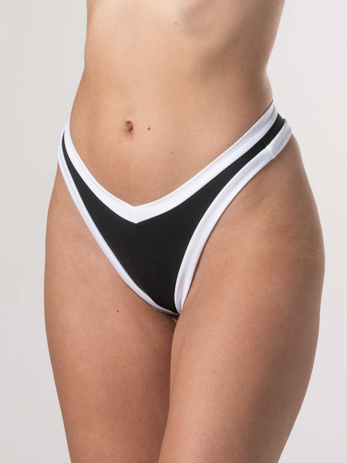 Bottom de Bikini Daikiri Mujer Calzón Sin Elasticos Negro Blanco Protección UV50+ Detras