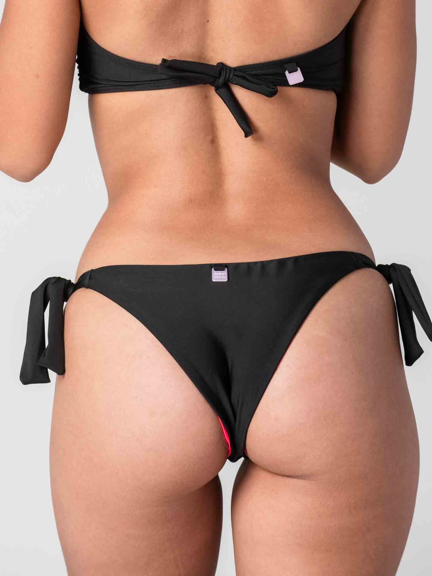 Bottom de Bikini Daikiri Mujer Calzón Amarras Negro Protección UV50+ Detras