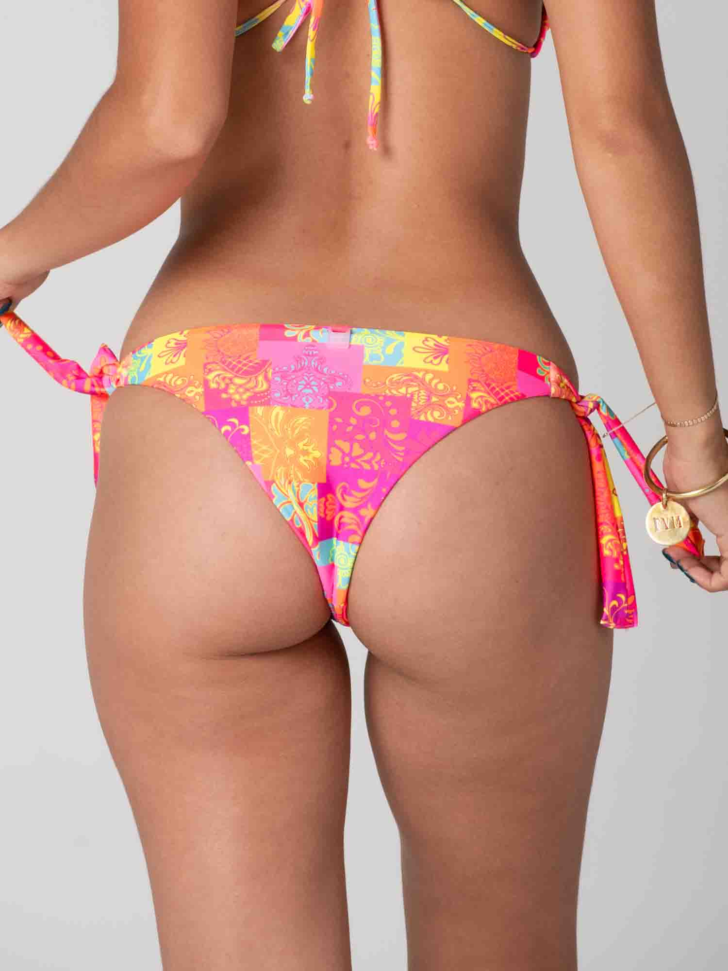 Bottom de Bikini Daikiri Mujer Calzón Amarras Patchwork Naranjo Flúor Protección UV50+ Detras