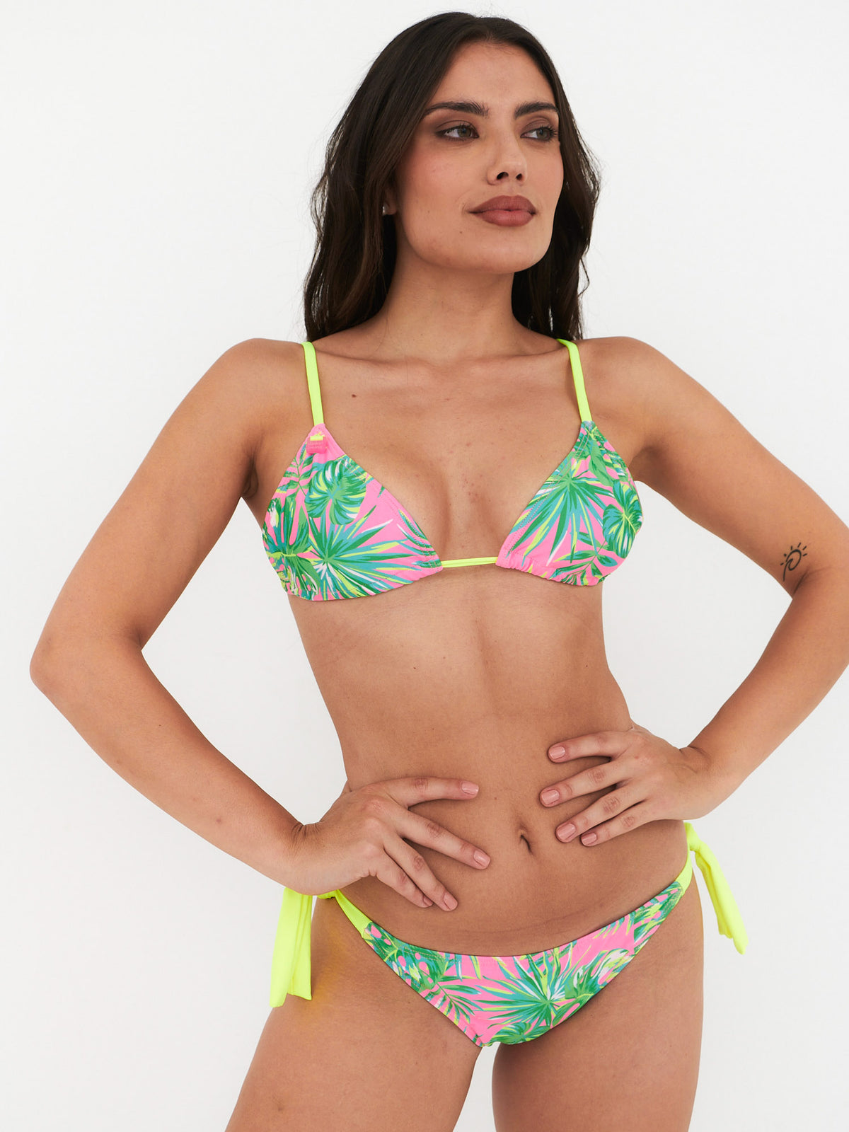 Bottom de Bikini Daikiri Mujer Calzón Amarras Hojas Rosa Flúor Protección UV50+ Principal