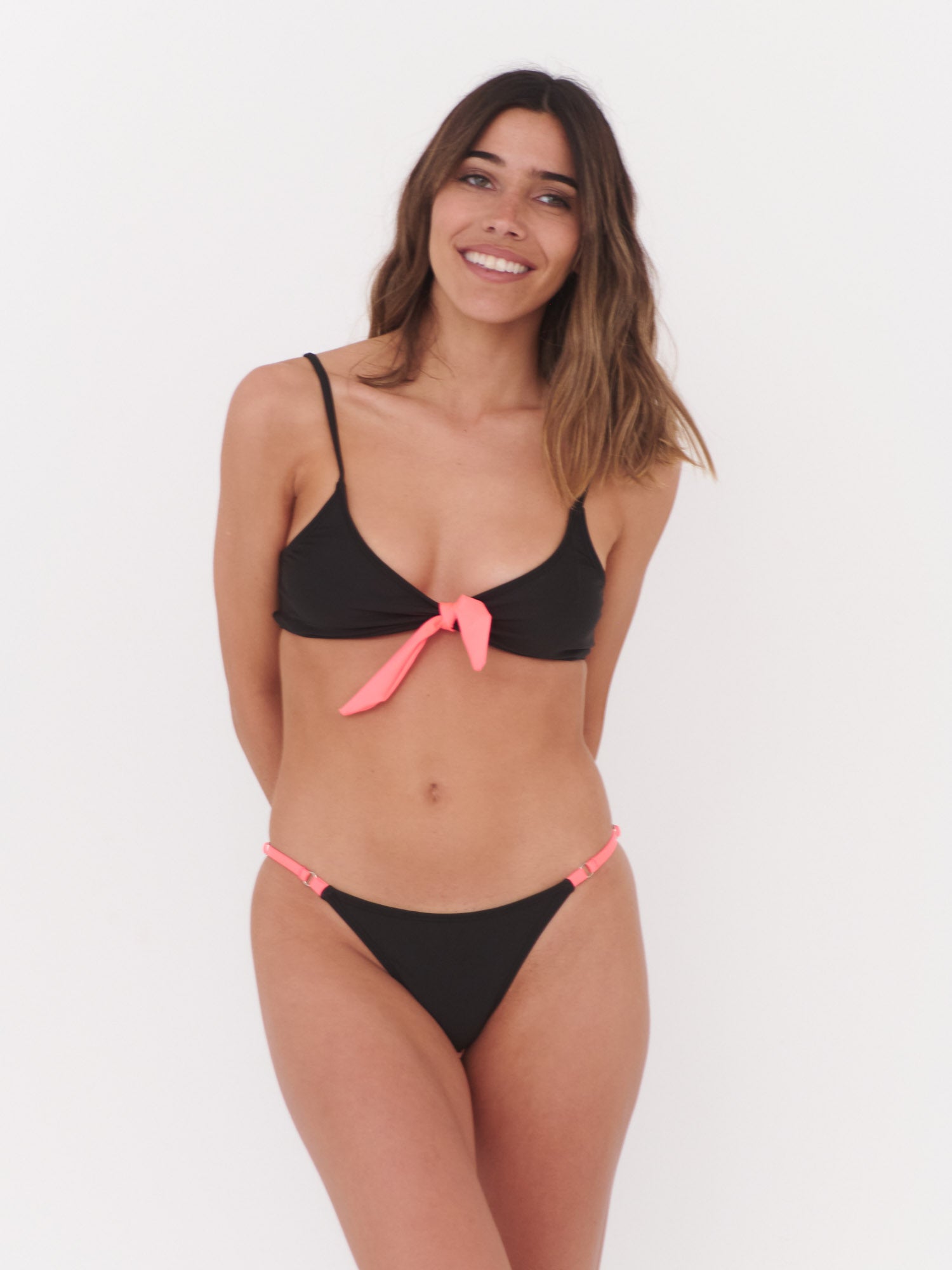 Bottom de Bikini Daikiri Mujer Calzón Regulable Cadera Negro Protección UV50+ Secundaria