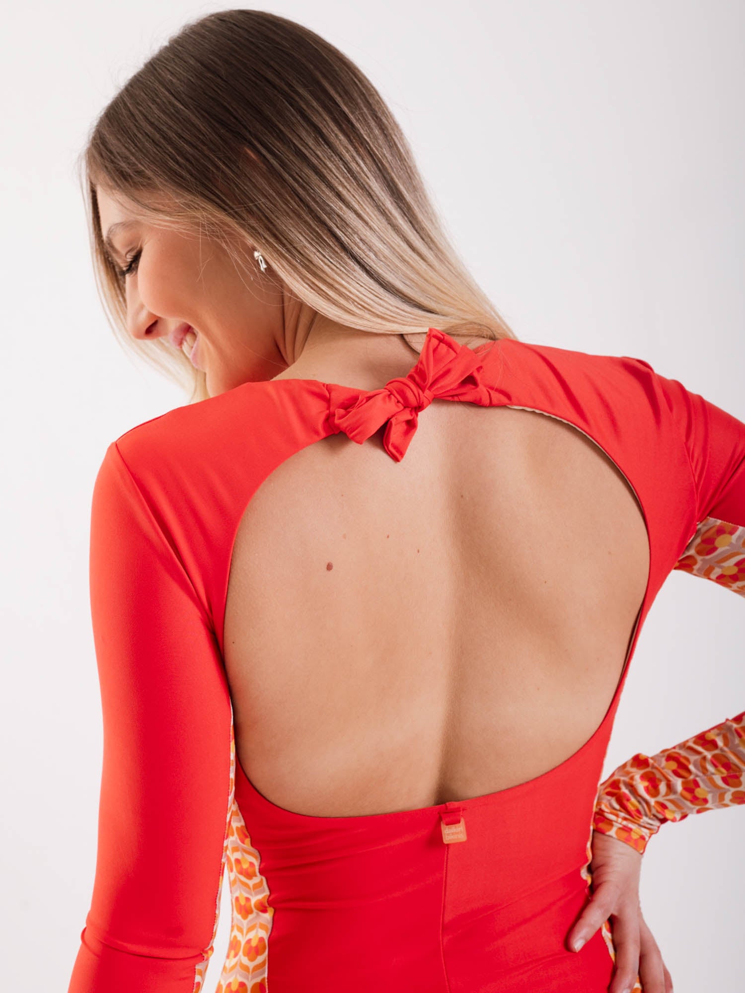 Traje de Baño Surf Daikiri Mujer Manga Larga Pantaleta  Protección UV50+ Detras