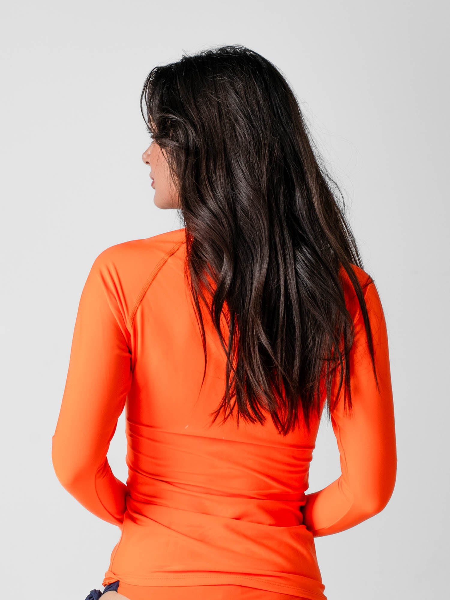 Polera Surf Daikiri Mujer Manga Larga Naranjo Protección UV50+ Cuarta