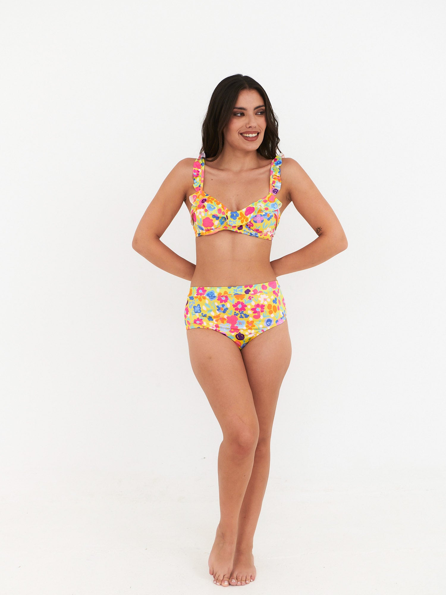 Top de Bikini Daikiri Mujer Horma Vuelos Flores Amarillo Flúor Protección UV50+ General