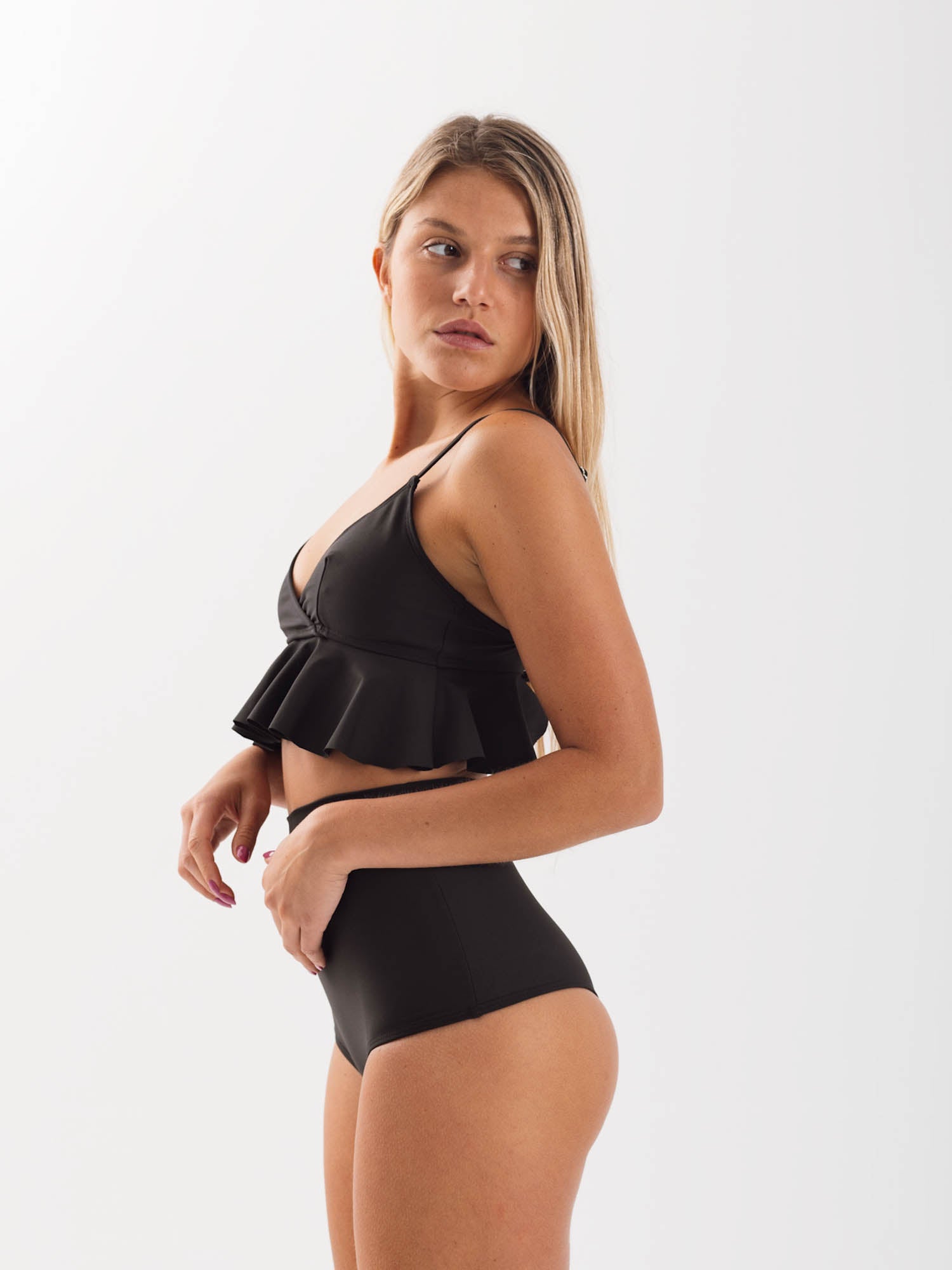 Top de Bikini Daikiri Mujer Triángulo Volados Negro Protección UV50+ Principal